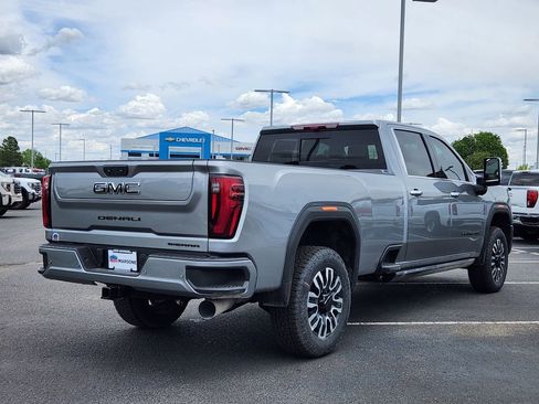 New 2026 GMC Sierra 2500 Denali Ultimate w/ Max Trailering Package AWD/4WD image 3