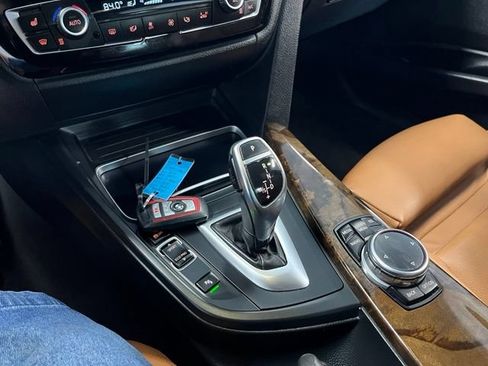 Used 2016 BMW 328i Sedan RWD image 29