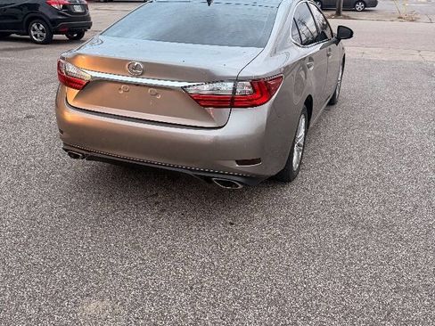 Used 2018 Lexus ES 350 w/ Ultra Luxury Package image 7