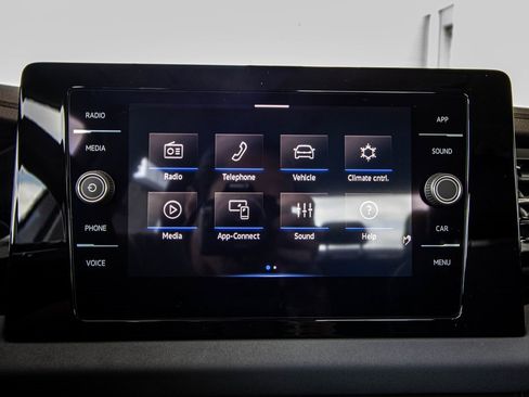 New 2026 Volkswagen Jetta SE image 40