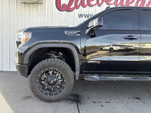 Used 2020 GMC Sierra 1500 AT4 w/ AT4 Premium Package image 2