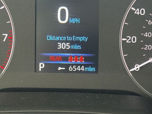 Used 2025 Toyota Corolla LE FWD image 20