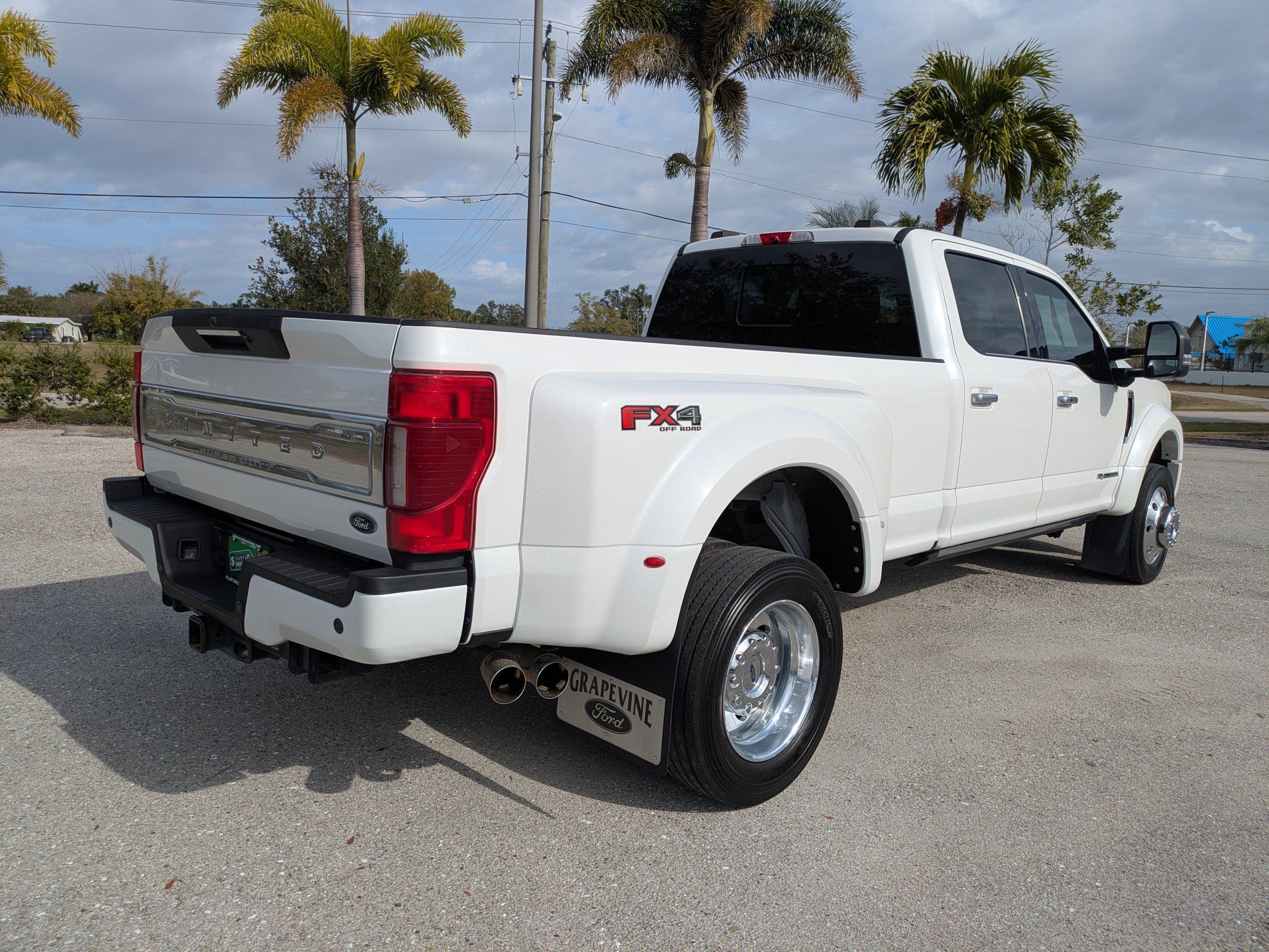 Used 2021 Ford F450 Limited w/ FX4 Off-Road Package AWD/4WD image 4
