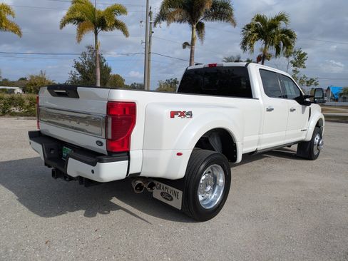 Used 2021 Ford F450 Limited w/ FX4 Off-Road Package AWD/4WD image 4