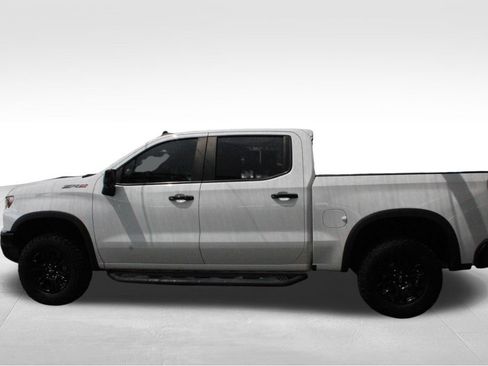 Used 2022 Chevrolet Silverado 1500 ZR2 AWD/4WD image 14