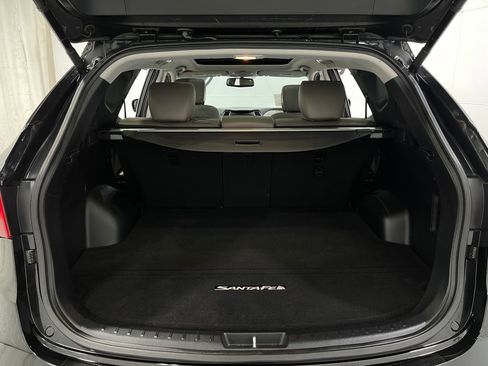 Used 2017 Hyundai Santa Fe Sport FWD image 25