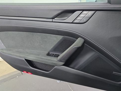 Used 2024 Porsche 911 Carrera GTS image 22