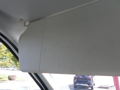 Used 2018 Ford Transit 250 138 image 40