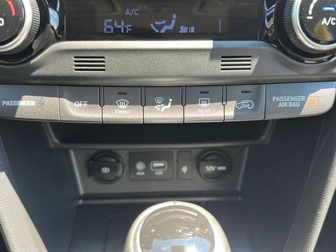 Used 2020 Hyundai Kona Limited w/ Cargo Package AWD/4WD image 30