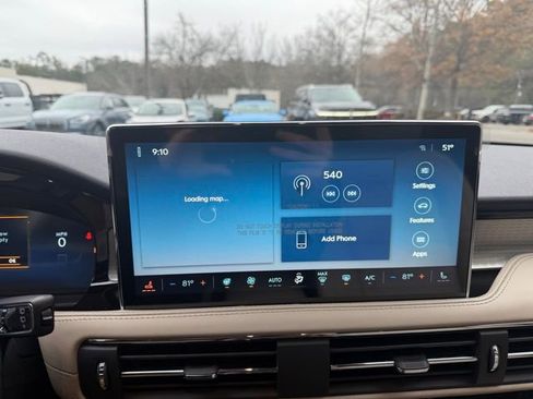 New 2026 Lincoln Corsair Premiere image 17