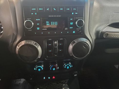 Used 2017 Jeep Wrangler Unlimited Sport w/ Quick Order Package 24S image 20