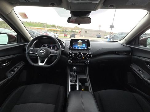 Used 2024 Nissan Sentra SV image 29