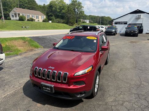 Used 2014 Jeep Cherokee Latitude w/ Comfort/Convenience Group AWD/4WD image 15