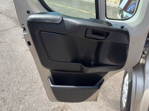 Used 2019 RAM ProMaster 2500 FWD image 12