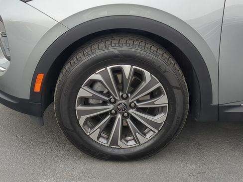 Used 2024 Buick Envision Preferred AWD/4WD image 13