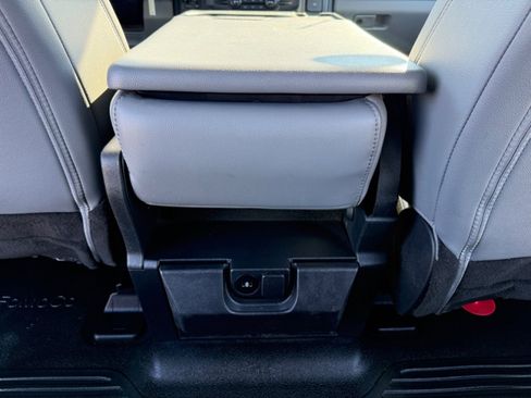 Used 2023 Ford F250 XL w/ FX4 Off-Road Package image 31