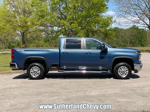 Used 2026 Chevrolet Silverado 2500 LT AWD/4WD image 8