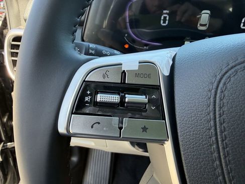 New 2025 Kia Telluride EX w/ EX Captain's Chair Package image 29