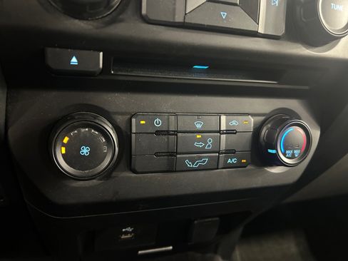 Used 2016 Ford F150 XL w/ Equipment Group 101A Mid RWD image 14