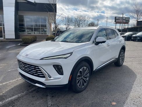 New 2025 Buick Envision Preferred image 2