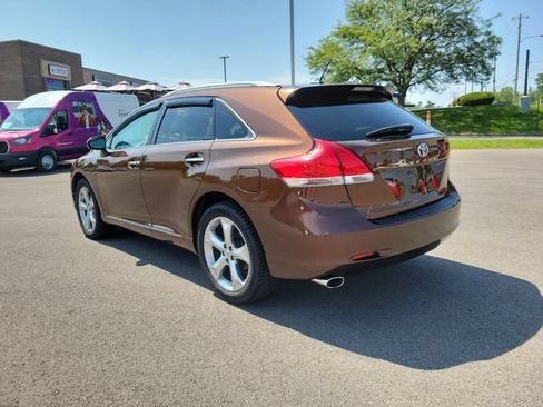 Used 2009 Toyota Venza FWD image 3