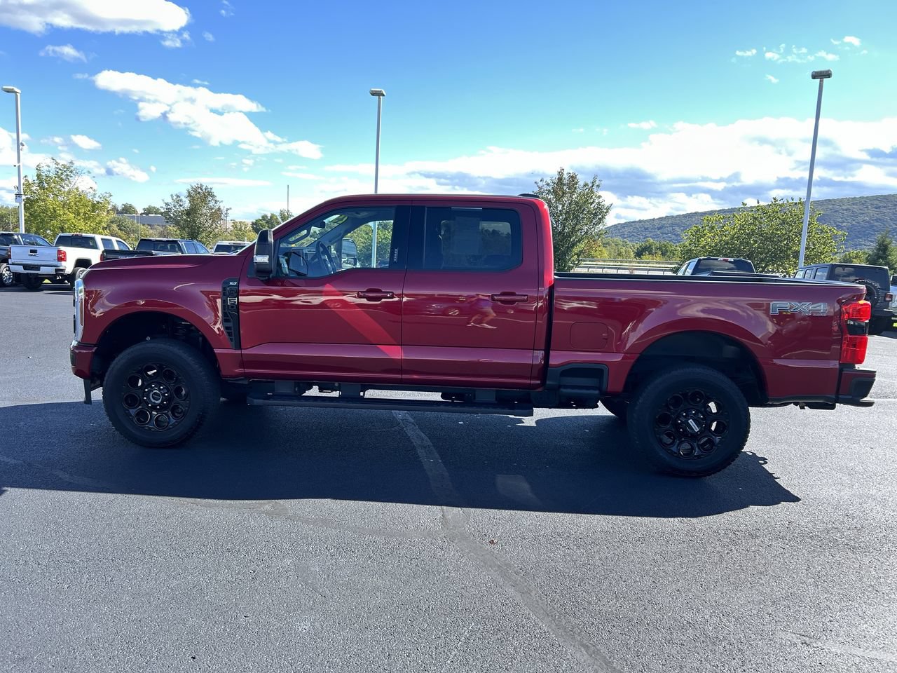 Used 2026 Ford F250 XLT w/ XLT Premium Package AWD/4WD image 4