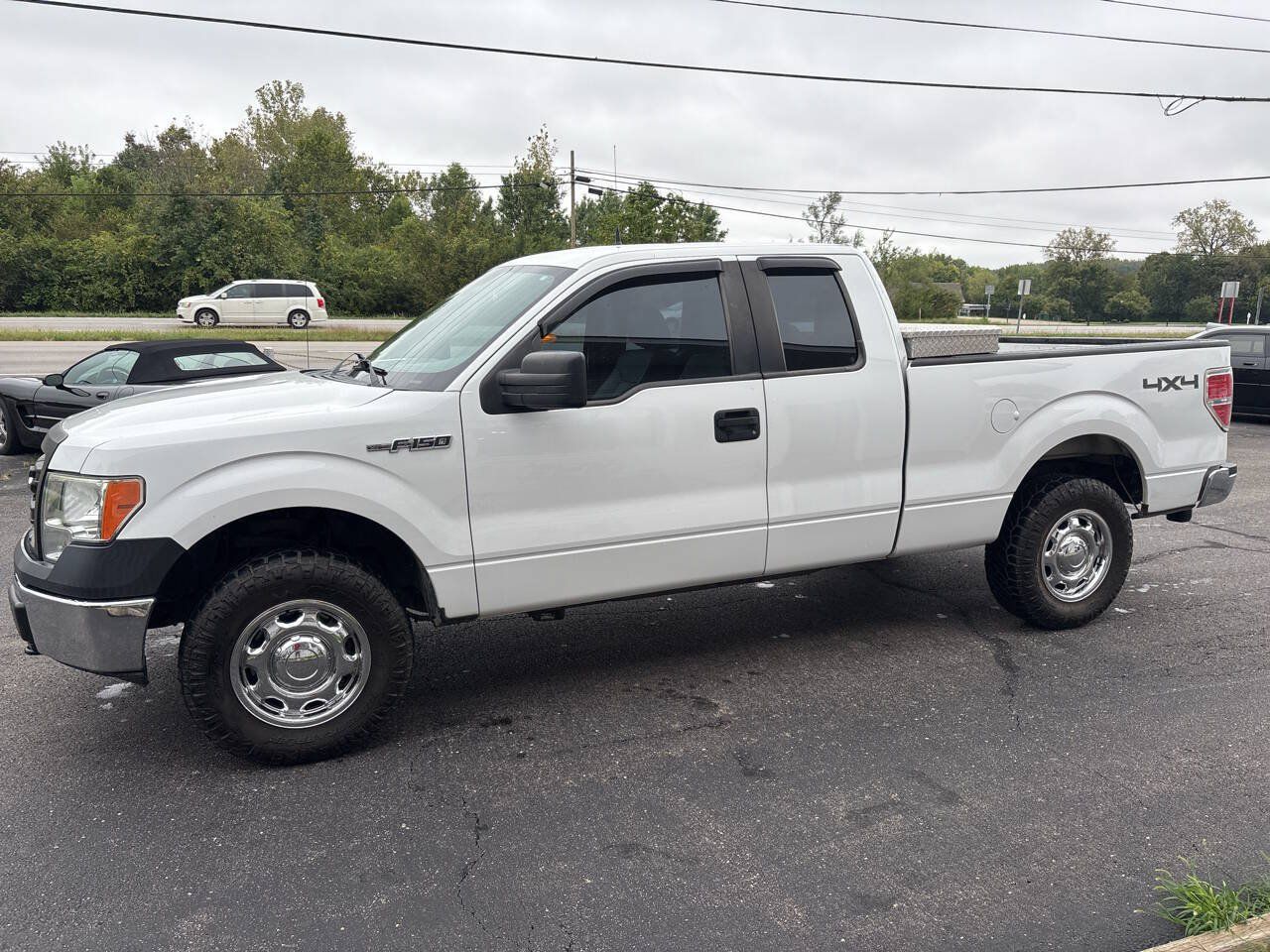 Used 2014 Ford F150 XL w/ Equipment Group 101A Mid AWD/4WD image 6
