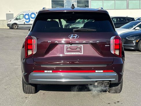 Used 2024 Hyundai Palisade Calligraphy AWD/4WD image 4