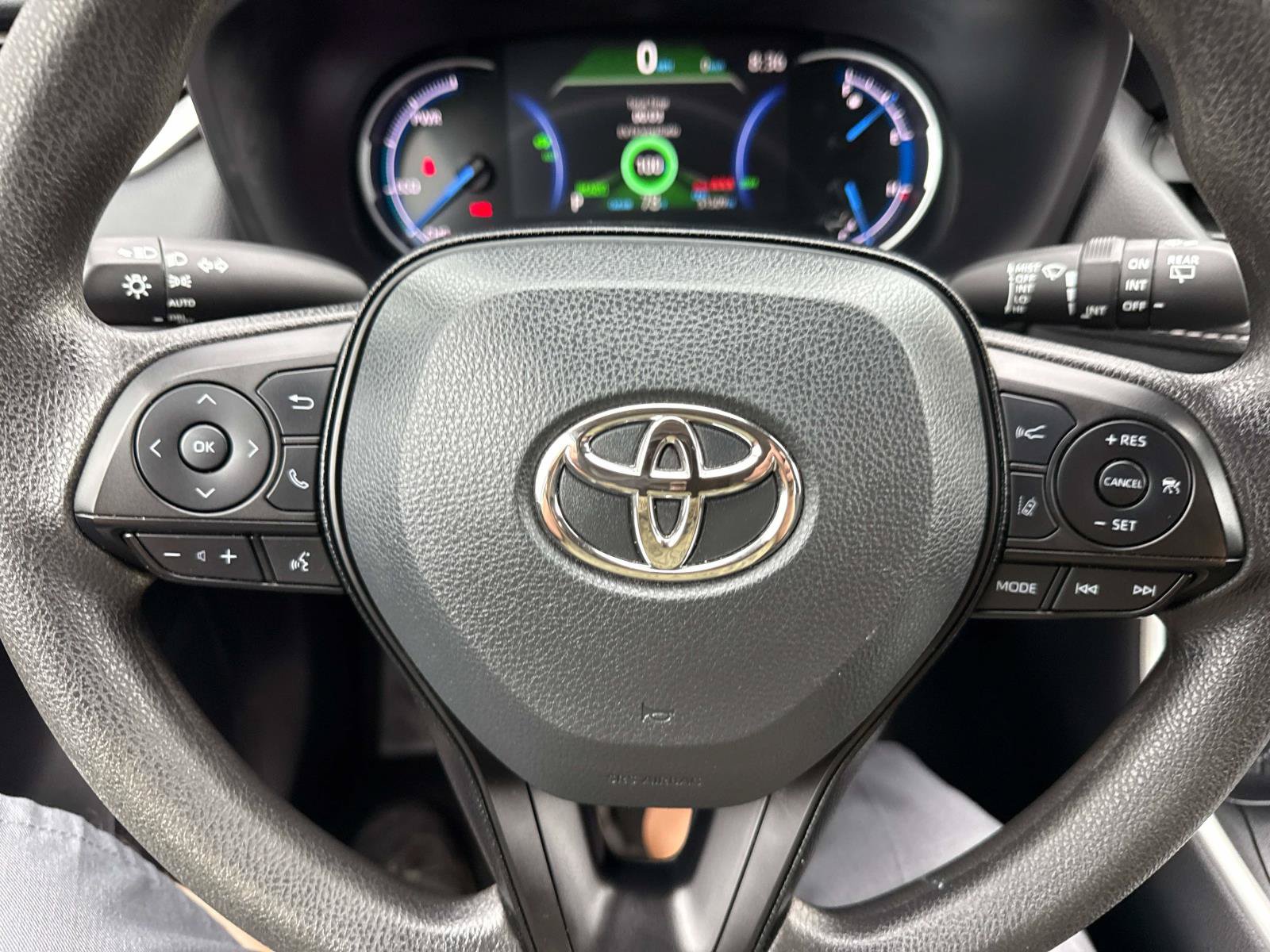 Used 2025 Toyota RAV4 XLE AWD/4WD image 26