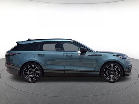 Used 2026 Land Rover Range Rover Velar Dynamic SE AWD/4WD image 4