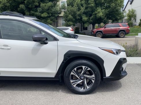 Certified 2024 Subaru Crosstrek 2.0i Premium w/ Popular Package #3 AWD/4WD image 9