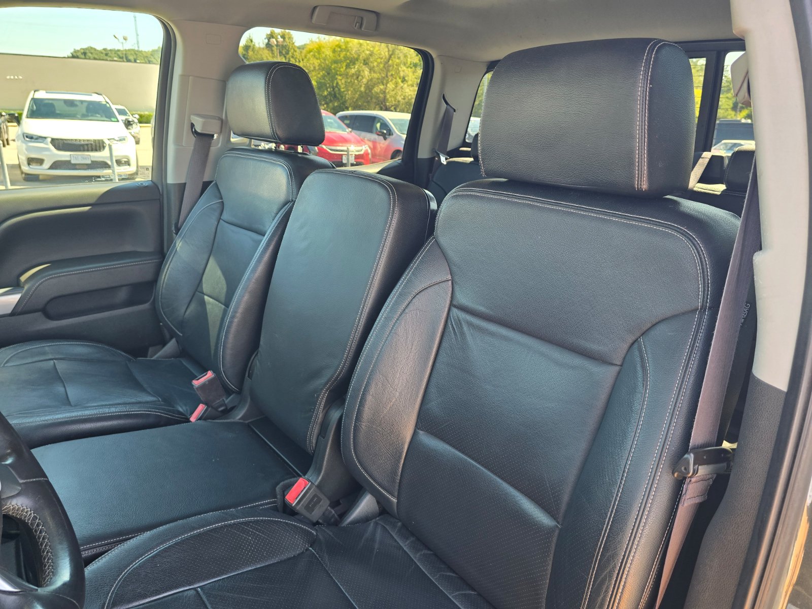 Used 2017 Chevrolet Silverado 1500 LT w/ LT Convenience Package AWD/4WD image 15