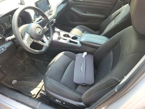 Used 2020 Nissan Altima 2.5 S FWD image 5