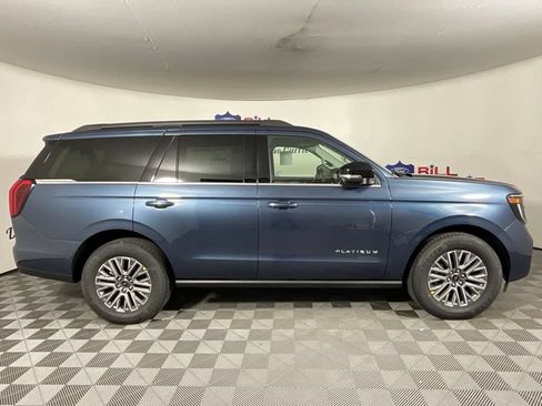 New 2027 Ford Expedition Platinum w/ Driver's Package RWD image 2