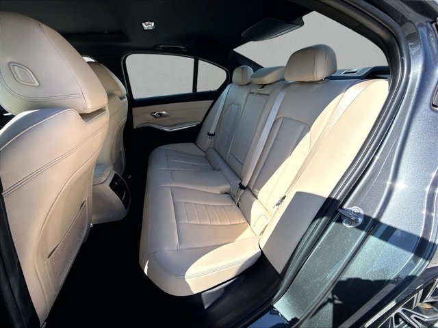 Used 2020 BMW 330i Sedan w/ Convenience Package RWD image 19