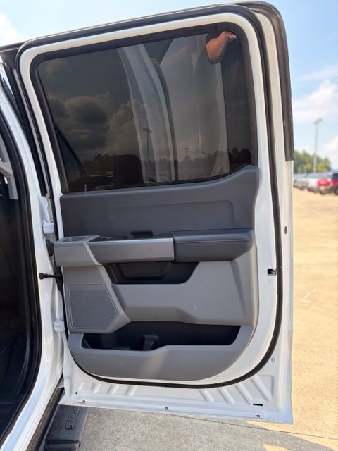 Used 2025 Ford F250 XLT w/ F-250 >10K GVWR Package AWD/4WD image 15