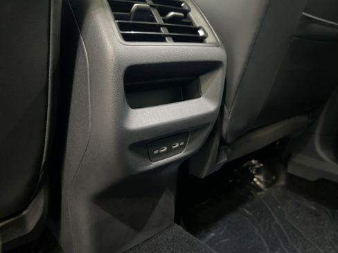 New 2026 Volkswagen Tiguan SE R-Line image 27