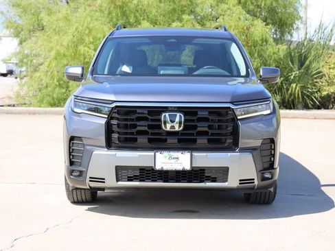 New 2026 Honda Pilot Touring image 2