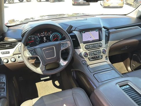 Used 2018 GMC Yukon Denali w/ Denali Ultimate Package AWD/4WD image 69
