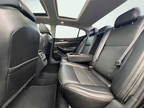 Used 2019 Nissan Maxima 3.5 SL w/ Floor Mat Group FWD image 23