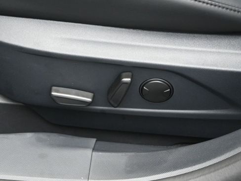 Used 2025 Ford Mustang Mach-E Premium image 10