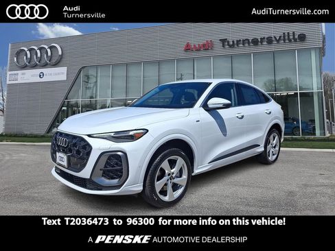 New 2026 Audi Q5 Premium Plus AWD/4WD image 1