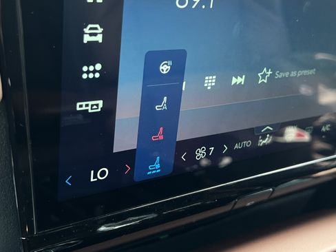 New 2025 Lincoln Navigator L Reserve image 20