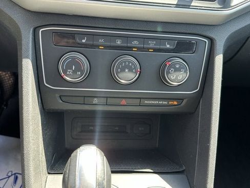 Used 2022 Volkswagen Atlas SE image 25