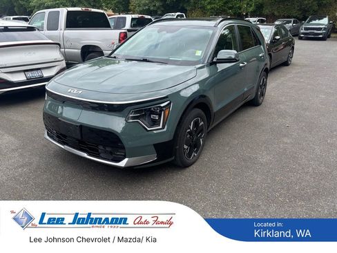 Certified 2023 Kia Niro Wave w/ Wave Preserve Package FWD image 1