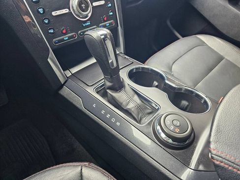 Used 2017 Ford Explorer Sport AWD/4WD image 26