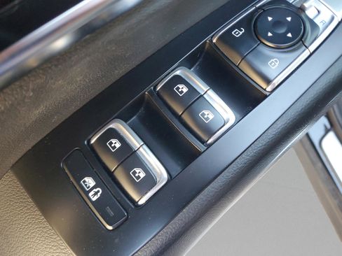 Used 2021 Kia Telluride SX w/ SX Prestige Package image 16