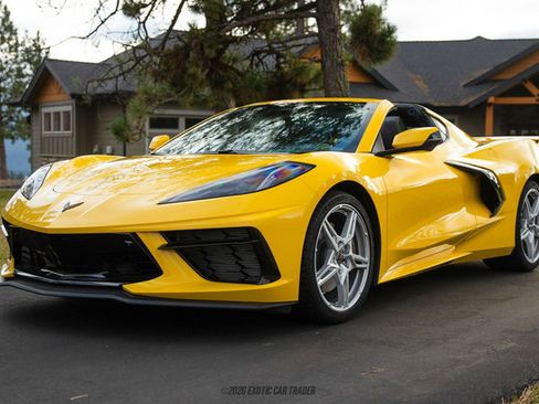Used 2025 Chevrolet Corvette Stingray Premium Cpe w/ Z51 Performance Package image 14