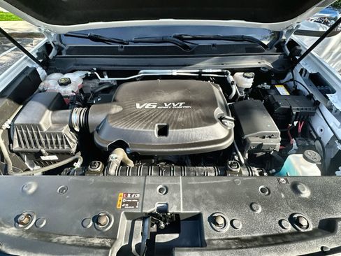 Used 2022 GMC Canyon Denali image 9