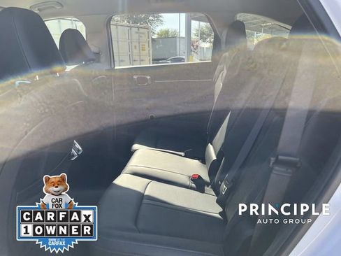 Used 2025 Kia Sorento S image 28